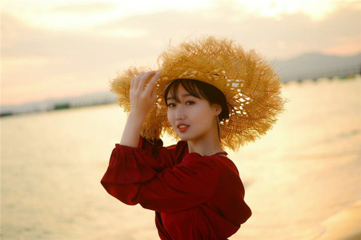 009 銷(xiāo)售四部伍紅群